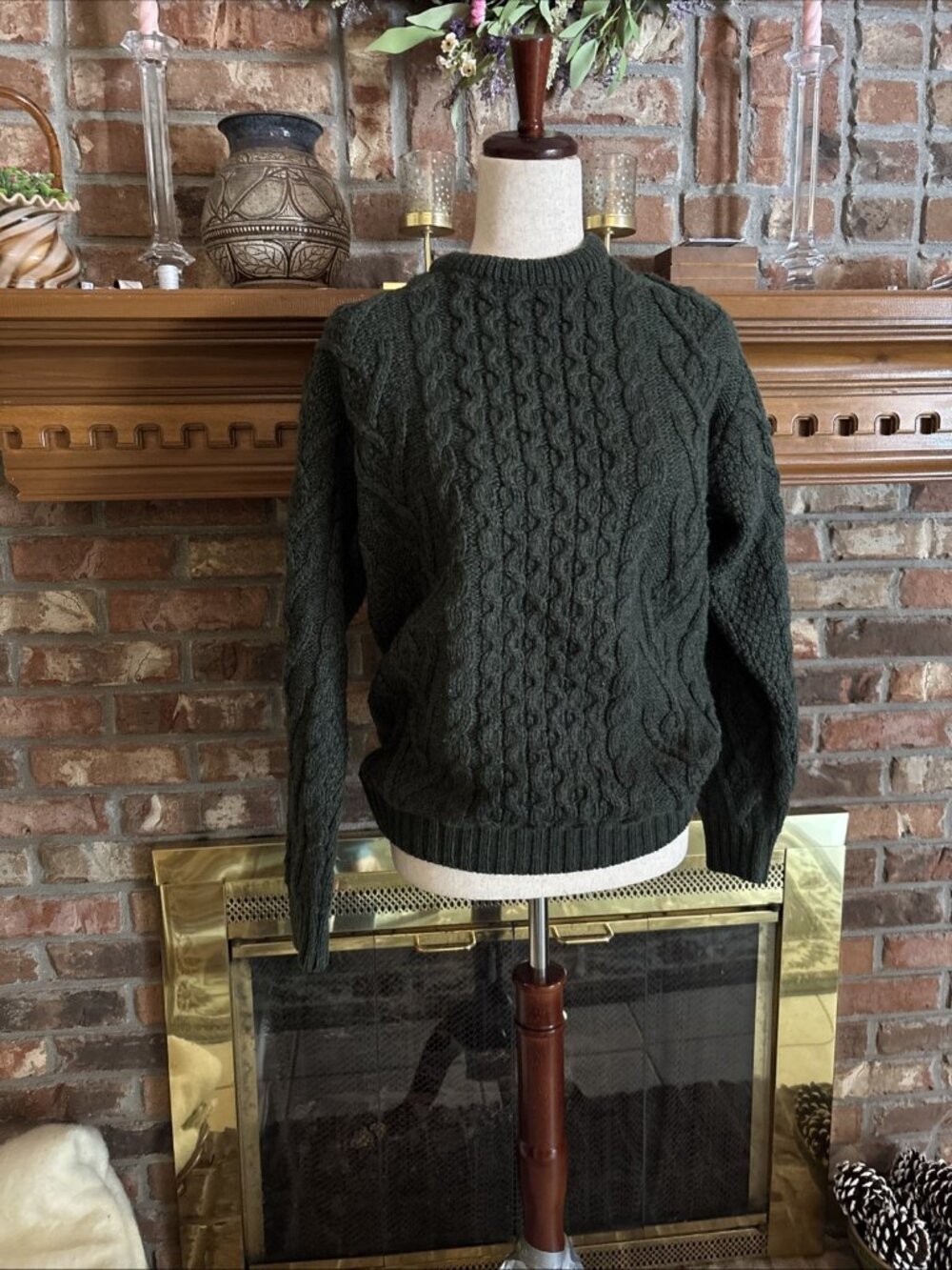 saol ireland sweater Green Cable Knit 100% Merino Wool Size Small - Picture 1 of 7